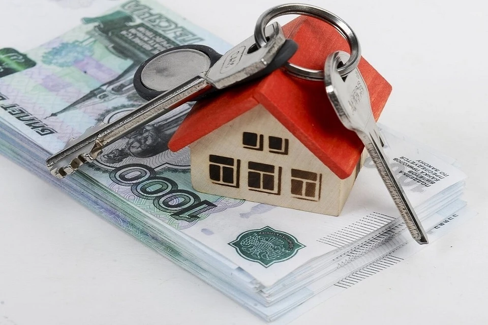 Житель Новосибирской области продал квартиру, чтобы выплатить алименты на сына.