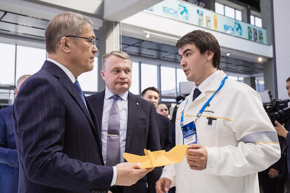 Глава Башкирии Радий Хабиров дал высокую оценку программе импортозамещения «Башнефти»