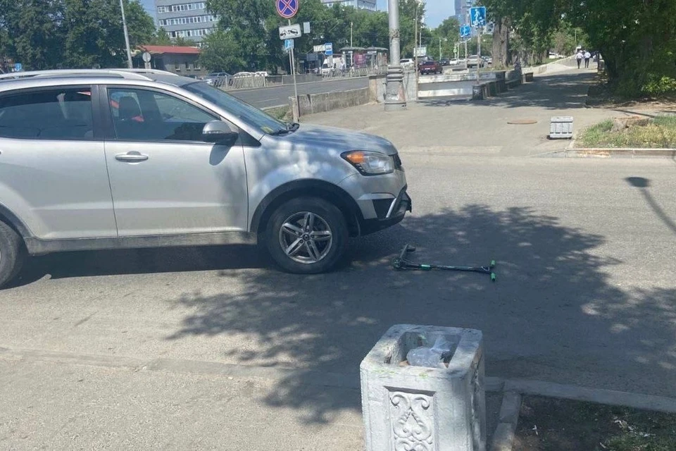 Первая авария произошла в 13:15 рядом с домом №60. Фото: ГИБДД Екатеринбурга