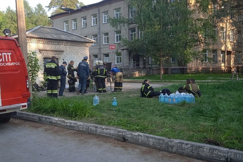 Мужчине недавно сделали операцию в болнице.