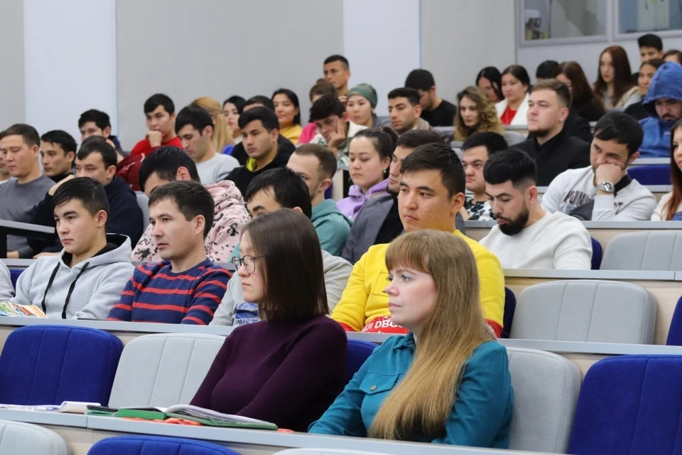 На сегодняшний день в вузе Набережных Челнов обучаются более 300 иностранных граждан. Фото: Набережночелнинский педуниверситет