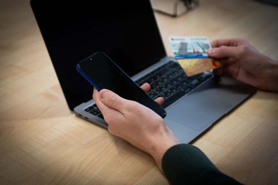 Педагога из Михайловки телефонные аферисты обманули на 3 млн рублей