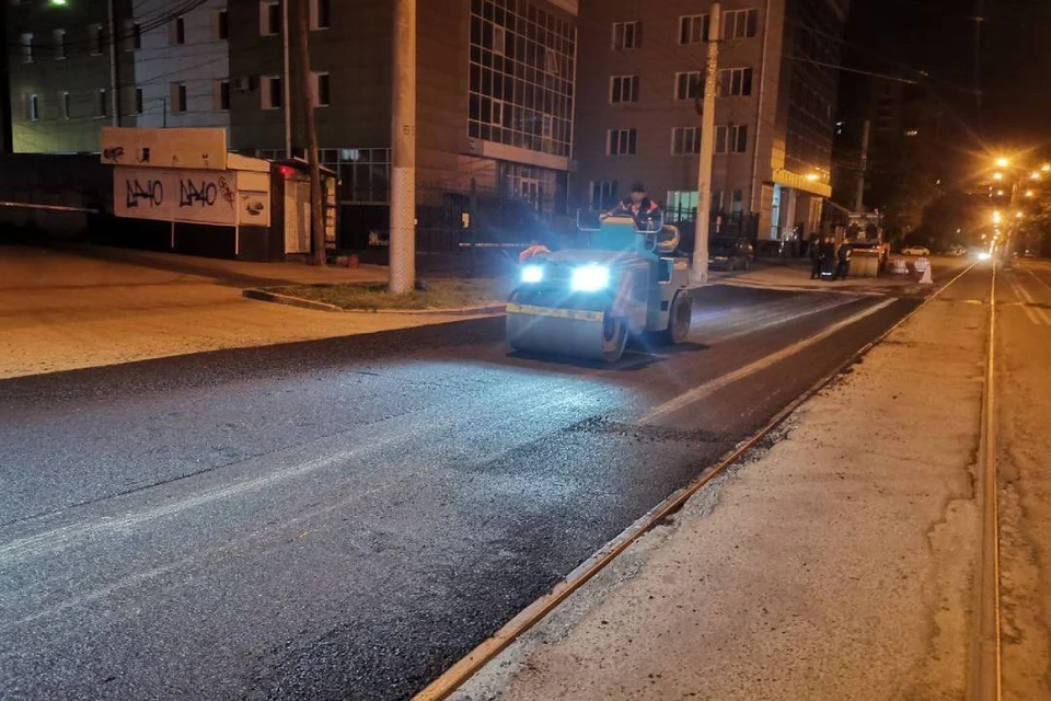 В Иркутске продолжается работа по ямочному ремонту улиц. Фото: пресс-служба администрации Иркутска