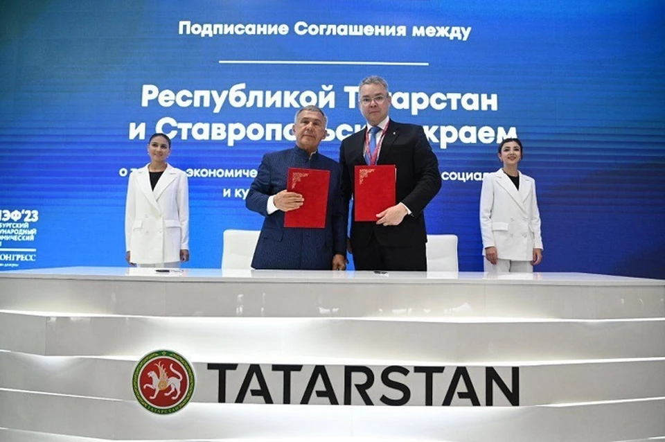 Сейчас товарооборот между регионами достигает порядка 3,5 миллиарда рублей. Фото: rais.tatarstan.ru