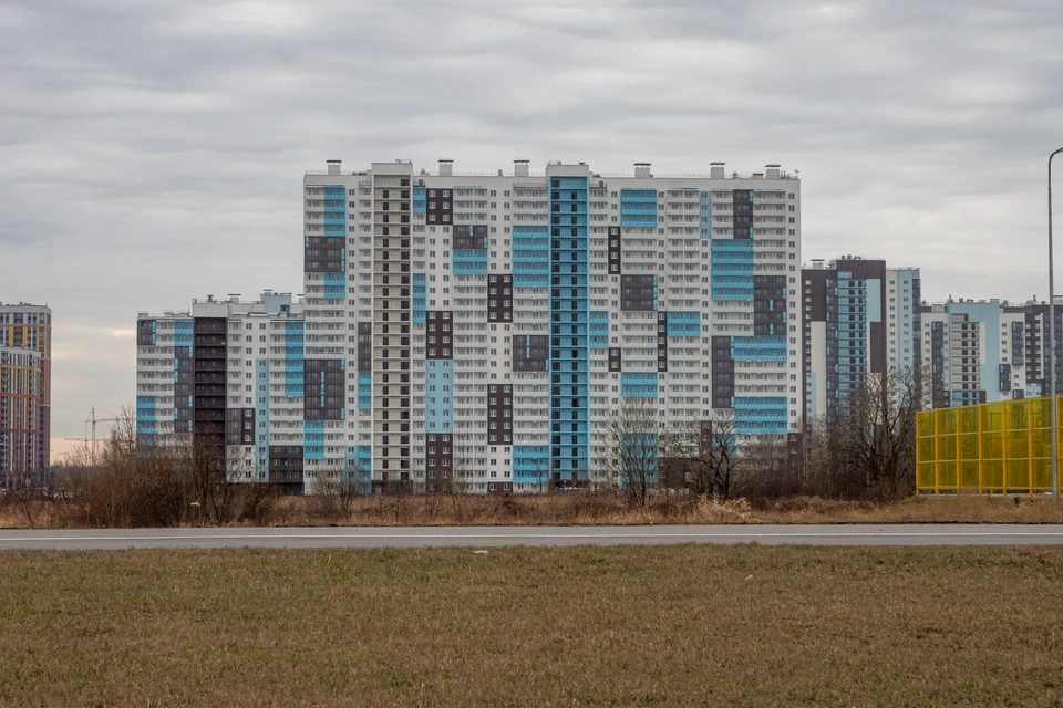 В Петербурге выставили на продажу всего три дорогих комплекса.