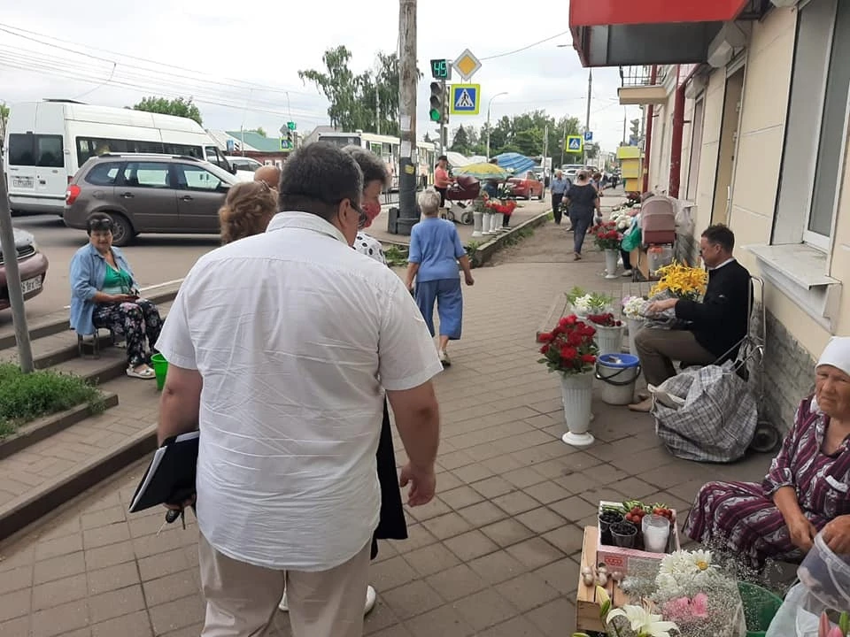 Штрафы для торговцев-нелегалов планируют поднять в разы