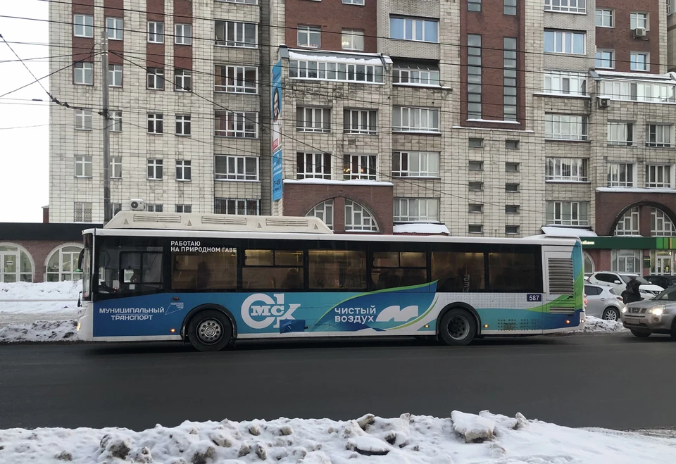 1 июля автобусы. Омские автобусы. Автобус 7 Омск. Магистральный автобус. Маршрут автобуса.