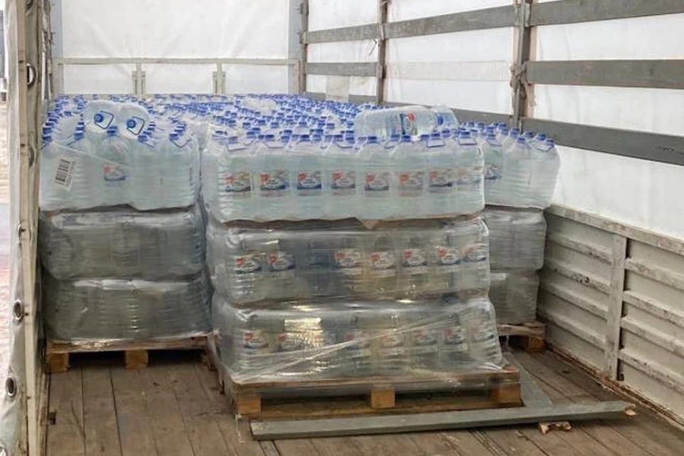 Жителей просят пить только бутилированную воду Фото: минпромторг Херсонской области