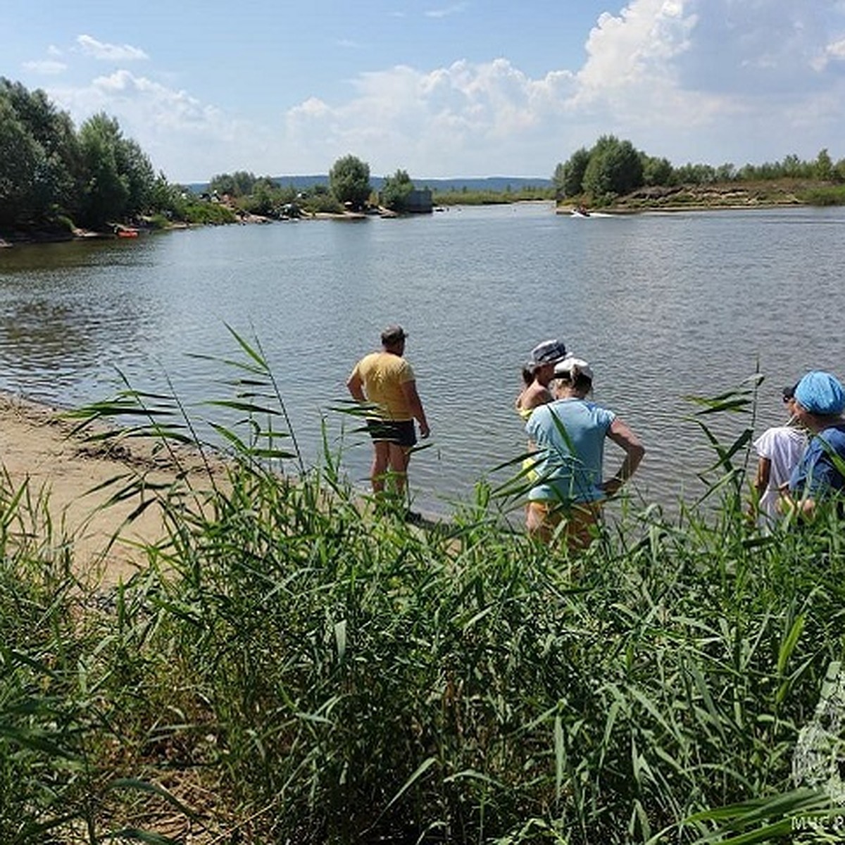 На Волге возле острова Щурячий в Казани водолазы ищут утонувшего мужчину -  KP.RU