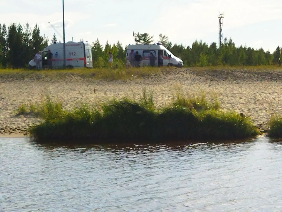 Утонули юган. Рыбалка летом. Утонули юган. Утонули юган. Купание на речке.