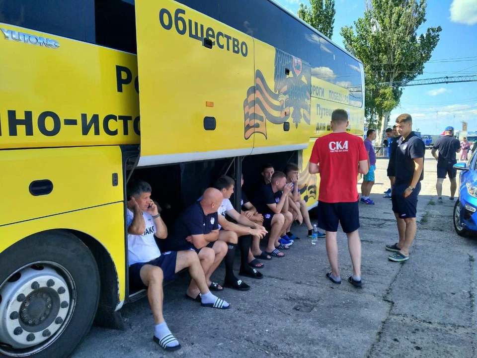 Клуб решает вопрос о дальнейшей перевозке игроков в Ростов. Фото: ТК Ростов сегодня