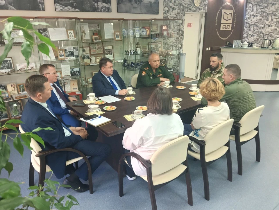 Латынцев антон валерьевич нижневартовск фото