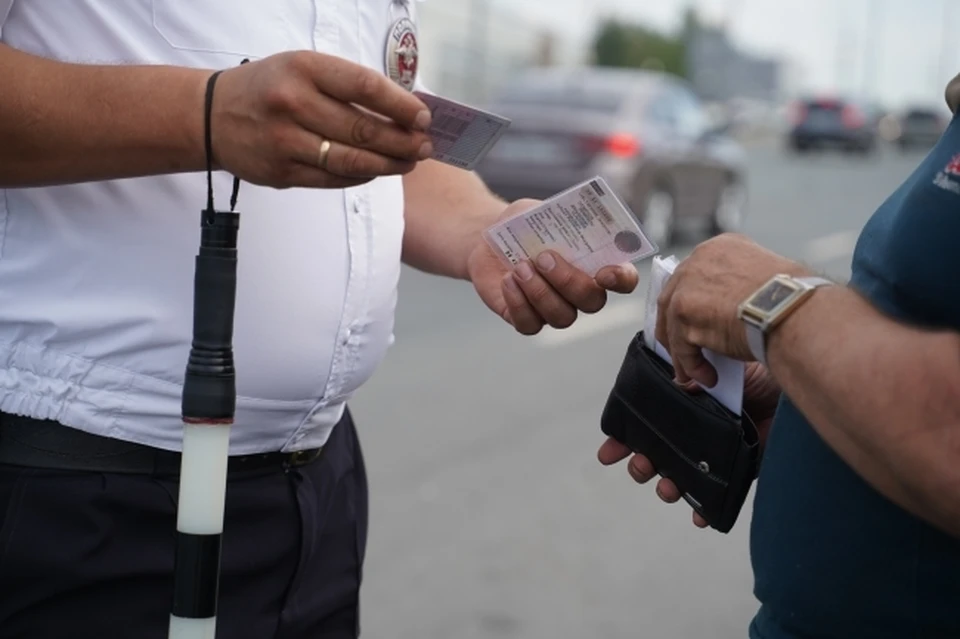В ближайшее время ожидается большой наплыв заявителей в экзаменационные отделения.