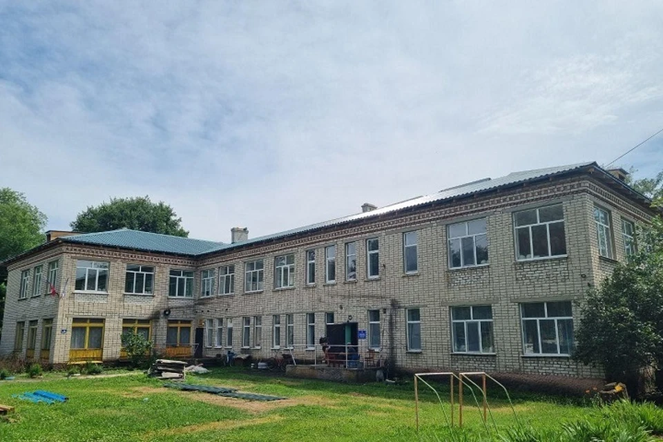 В Станично-Луганском районе восстанавливают шесть школ и детсад. Фото - администрация Станично-Луганского района