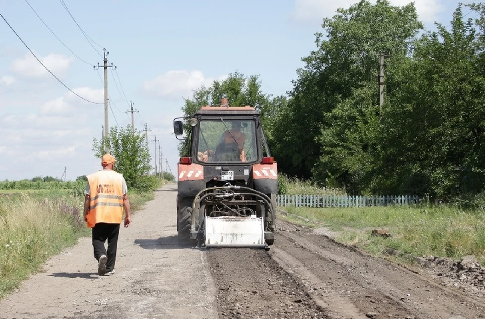 До конца года в ДНР восстановят более 200 километром дорог. Фото: Моргун/ТГ