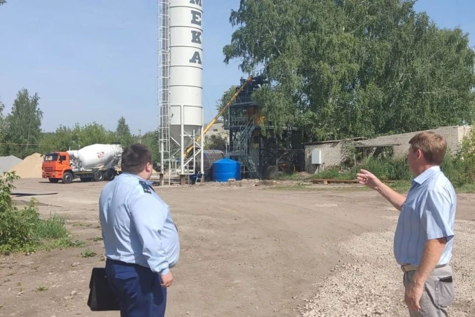 В село Пехлец выехал прокурор Кораблинского района Максим Калачев . Фото: Прокуратура Рязанской области.