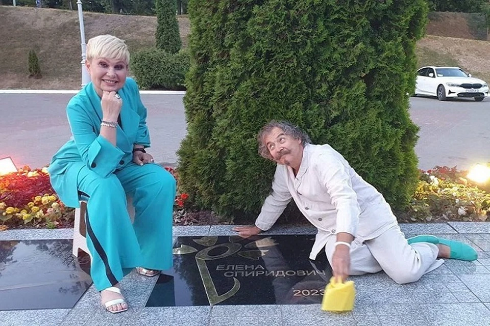 У Елены Спиридович и Юрия Бреуса чувства с годами стали только сильнее. При этом они не растеряли способности шутить и относиться к жизни с юмором. Фото: личный архив