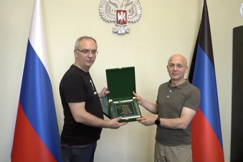 Главы Парламентов двух регионов договорились о дальнейшем сотрудничестве. Фото: кадр из видео Народного совета