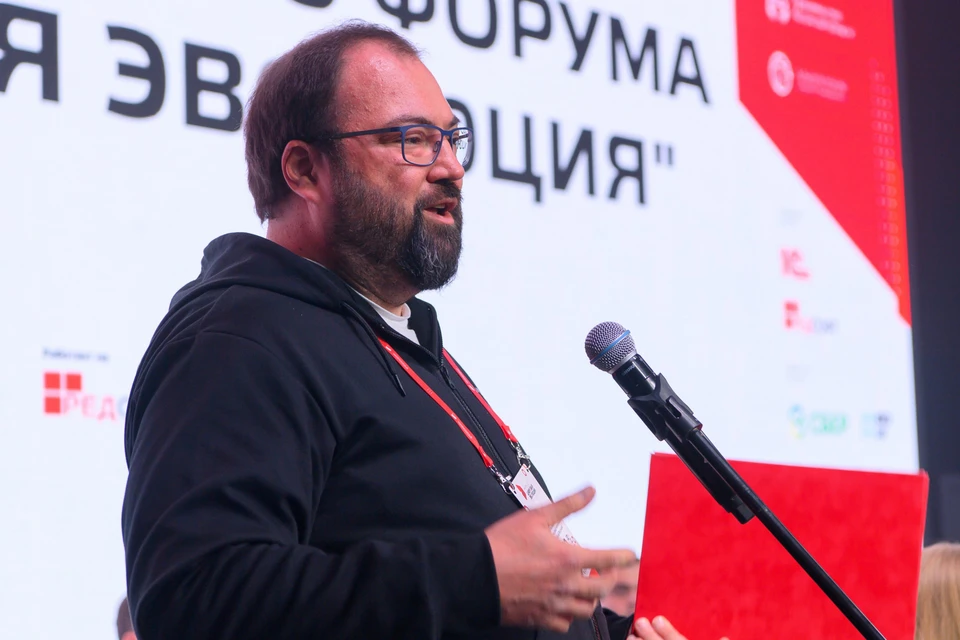 Участников форума приветствовал глава Минцифры РФ Максут Шадаев. Фото: пресс-служба правительства Калужской области.