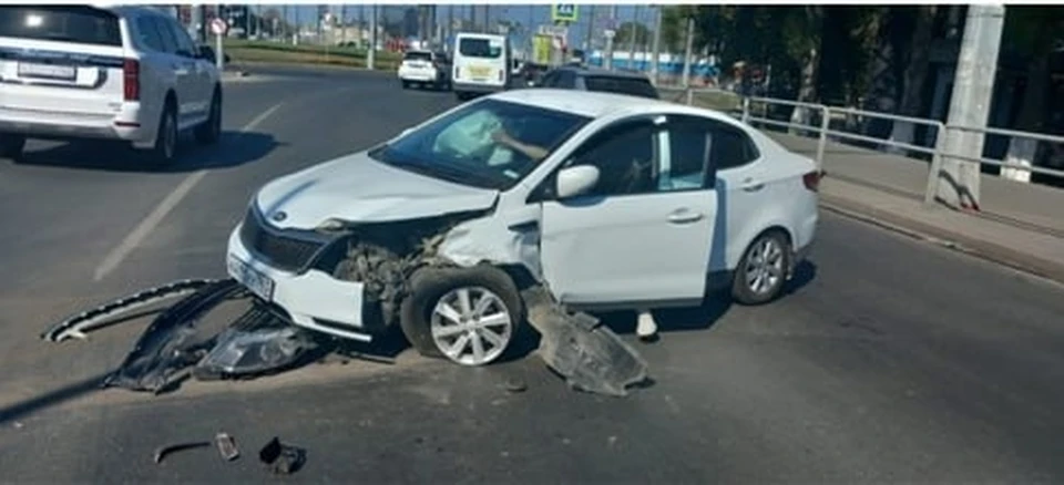 Два пассажира получили повреждения. Фото: ГУ МВД России по региону