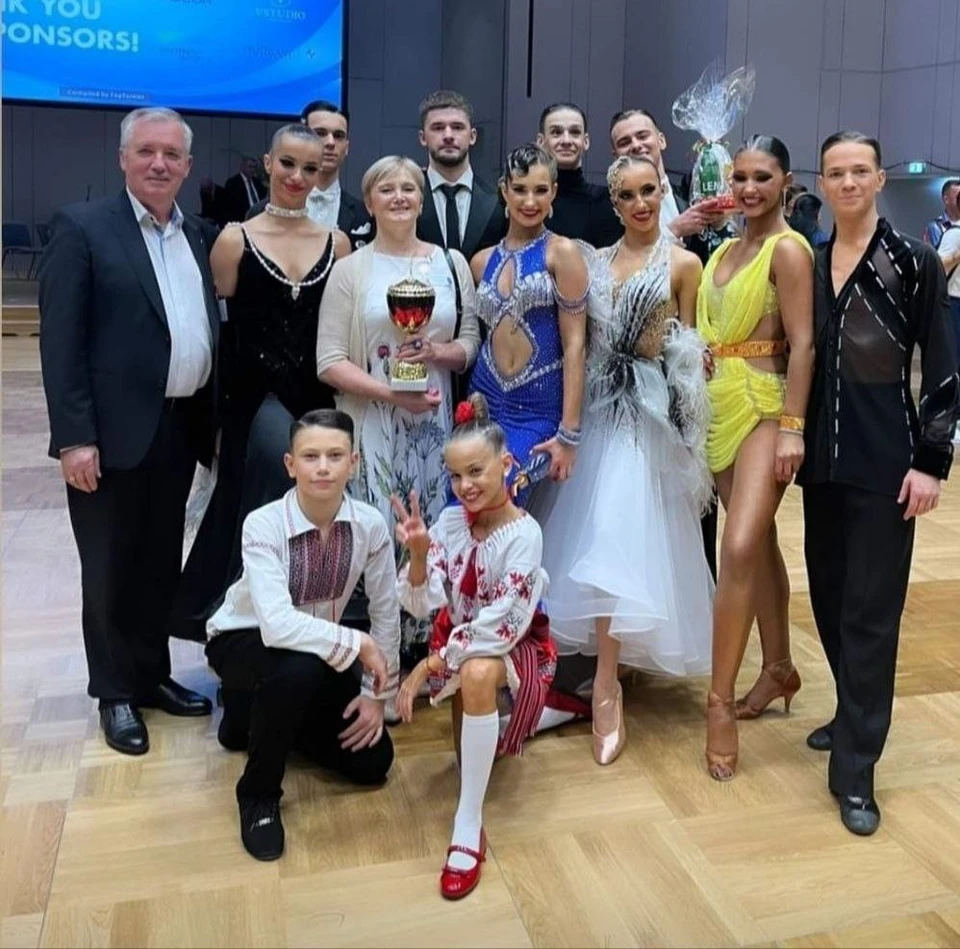 Молдавская команда стала лучшей, соединив современный и народный танец под ритмы национальной музыки