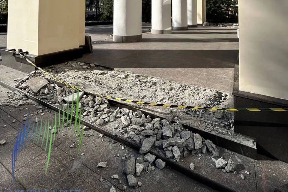 В конце 2021 года Мурманский областной драмтеатра сдали после затянувшейся и подорожавшей почти в три раза реконструкции. Фото: vk.com/murmanskgroup
