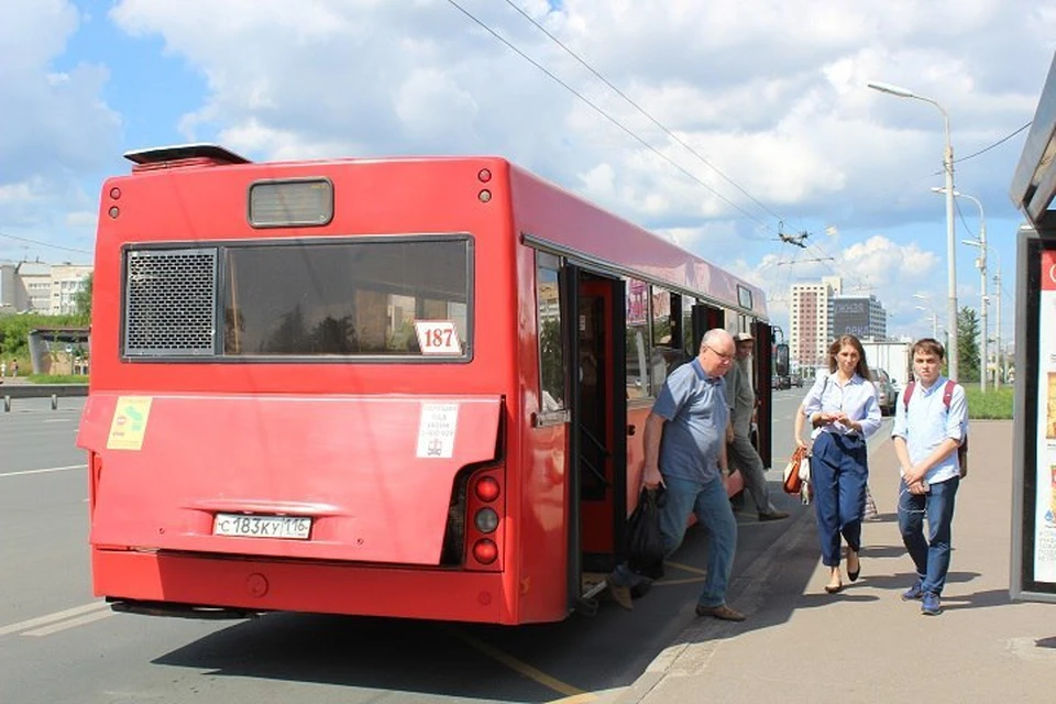 Было насчитано 687,8 миллиона пассажиро-километров.
