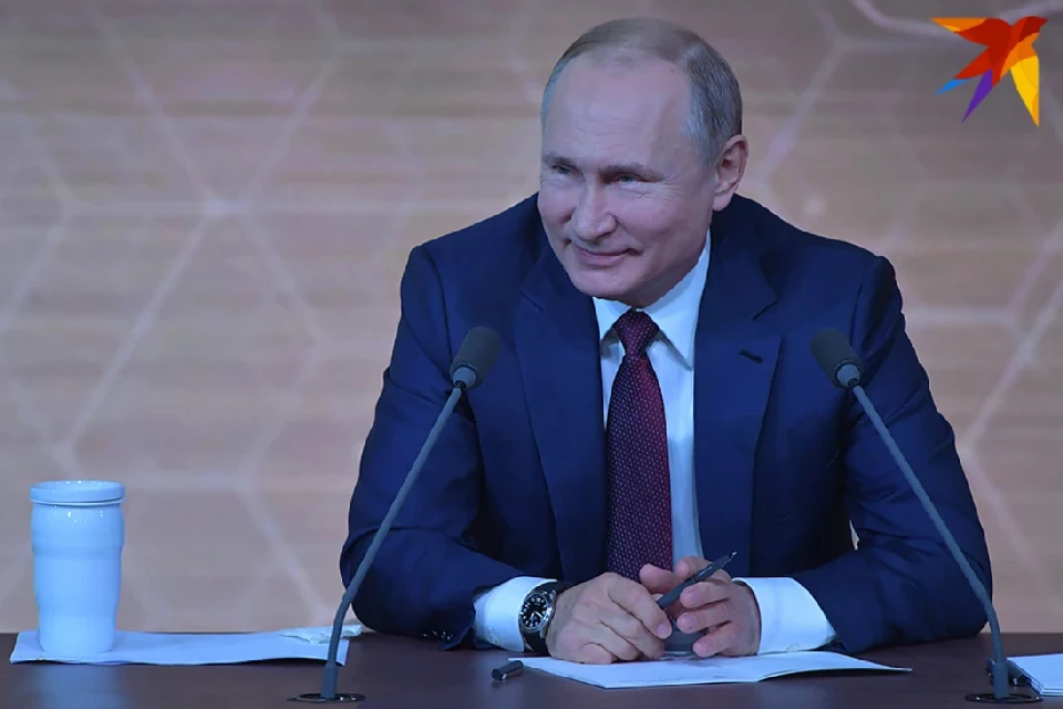 Президент РФ Владимир Путин присвоил почетные звания двум жителям Татарстана.