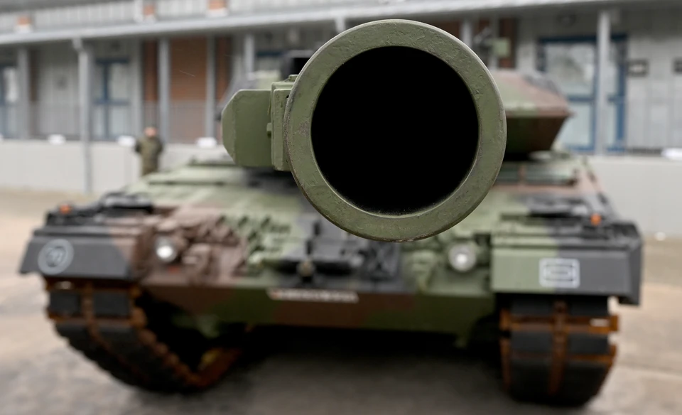 НЕ оправдались и ожидания относительно немецких танков "Леопард", значительная часть которых сейчас догорает или уже догорела в украинских степях. Фото: ТАСС