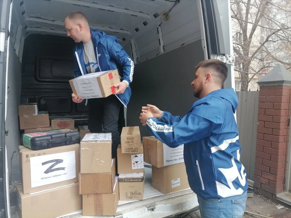 Пункты сбора и комплектации гуманитарных грузов открыты во всех отделениях партии, во всех районах Саратовской области