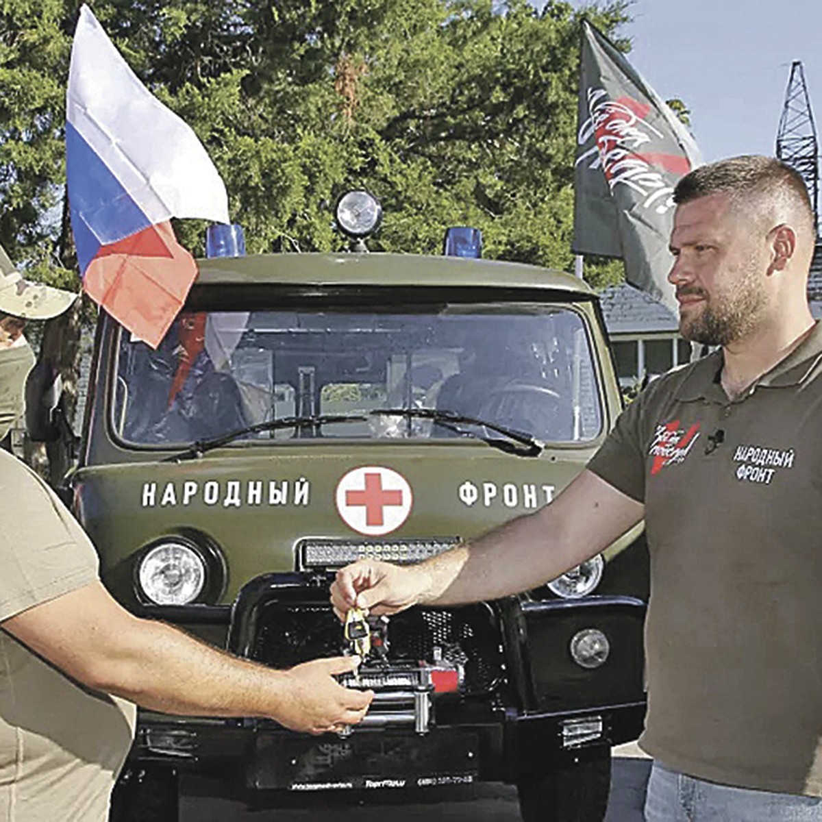 Автомобили для военных: Народный фронт отправляет бойцам СВО авто  повышенной проходимости, которые передают госкорпорации - KP.RU