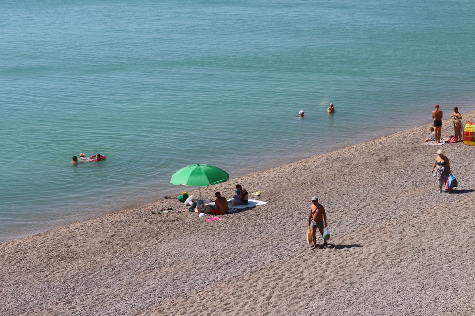 Вода в Черном море прогрелась до 27 градусов.