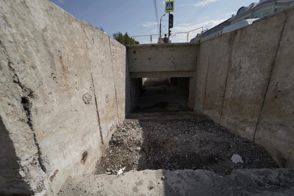 Почему опять не отремонтировали подземный переход у УдГУ?