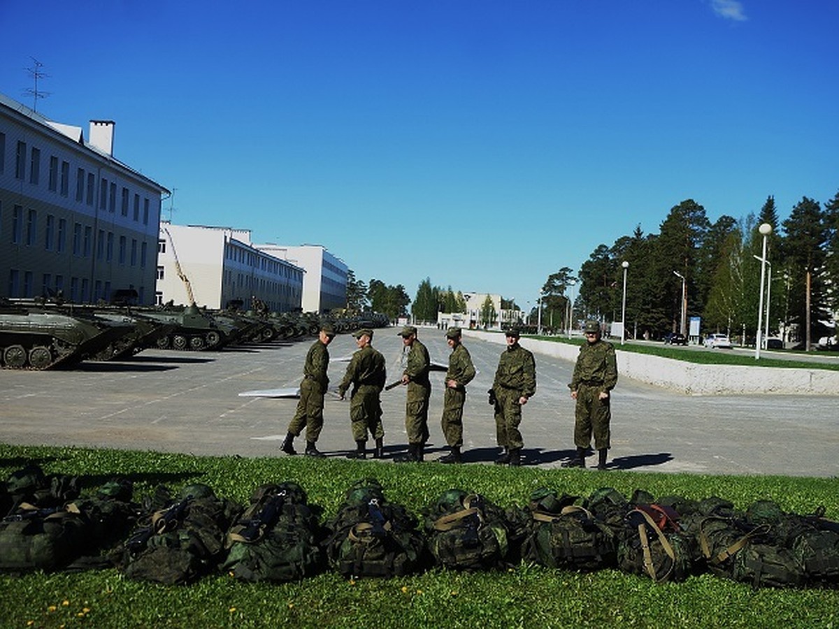 Минобороны передаст 32 военный городок мэрии Екатеринбурга - KP.RU