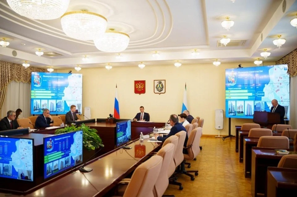 В прошлом году город уже получил 30 миллионов рублей на закупку 1800 контейнеров.