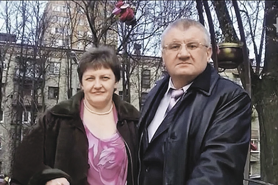 Отношения Оксаны и Михаила испортились после переезда в служебную квартиру. Фото: Скриншот из программы РЕН ТВ