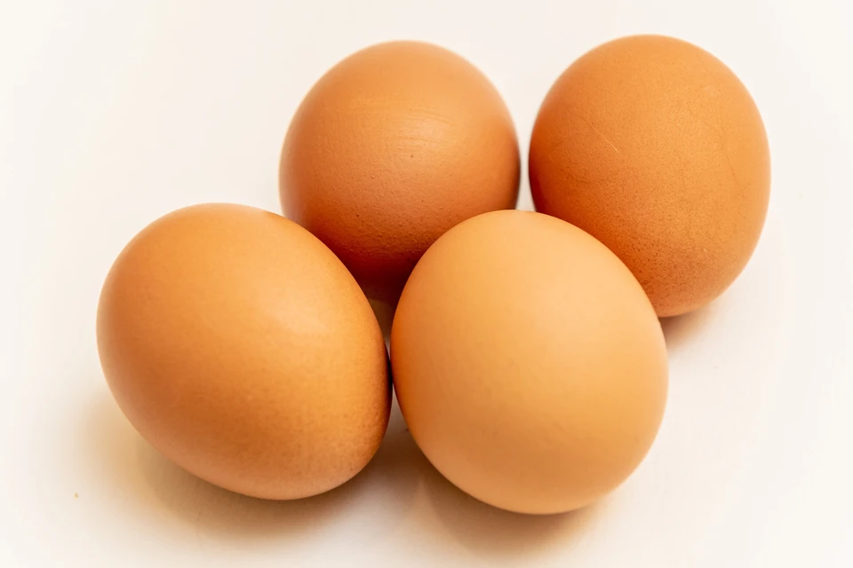 Сразу на 14 рублей снизила цены на яйца птицефабрика «Островная»