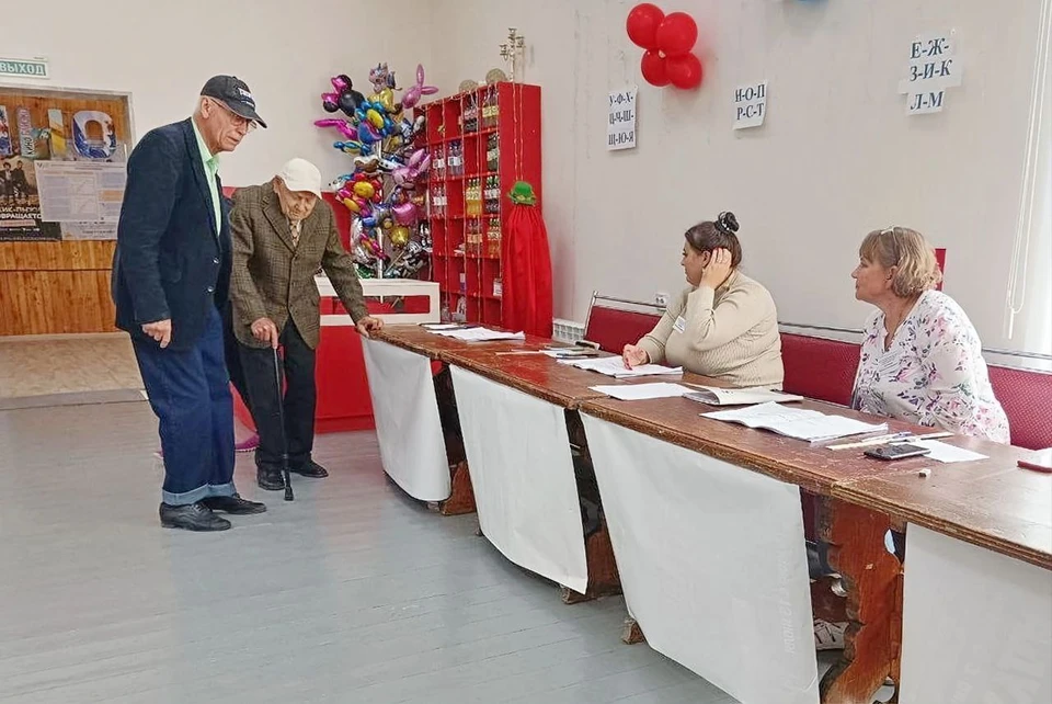 В Ульяновской области 99-летний ветеран войны пришел на избирательный участок | ФОТО: избирком Ульяновской области