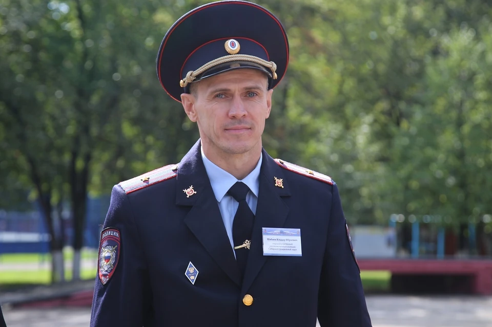 Майор Ильдар Шабаев уже 22 года служит в должности участкового.