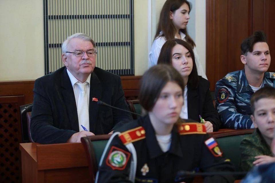 В правительстве Ярославской области прошло заседание корсовета по патриотическому воспитанию.