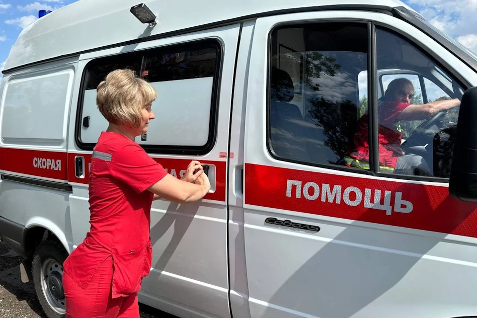 Врачи Скадовска оказывают помощь пострадавшей женщине Фото: минздрав Херсонской области