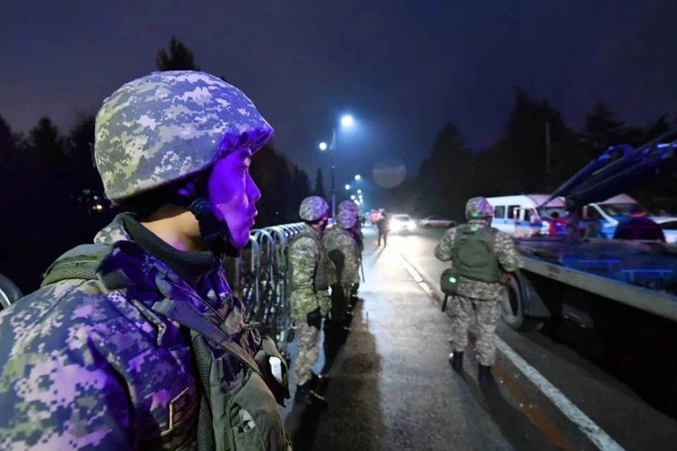 Минобороны: в лагере миротворцев РФ в Карабахе находится 2261 мирный житель