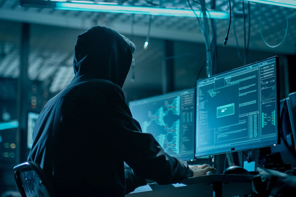 Хакерская группа GhostSec заявила о взломе Московской биржи.