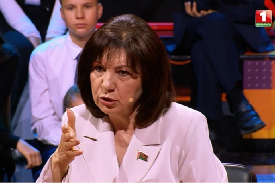 Председатель Совета Республики Наталья Кочанова ответила на вопросы школьников. Скрин видео "Беларусь 1"