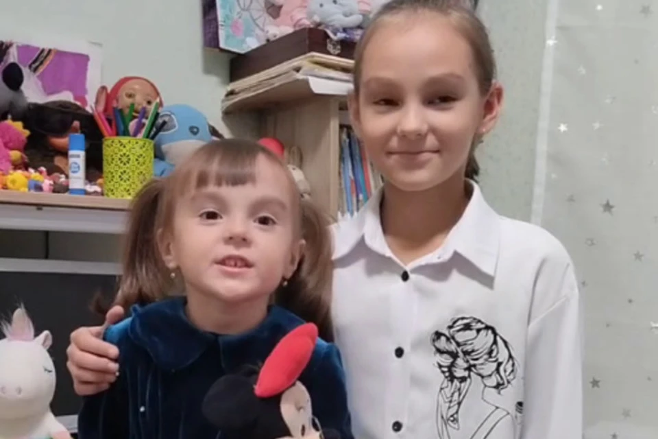 Дети поздравили своих воспитателей с праздником. Фото: ТГ/Колударова