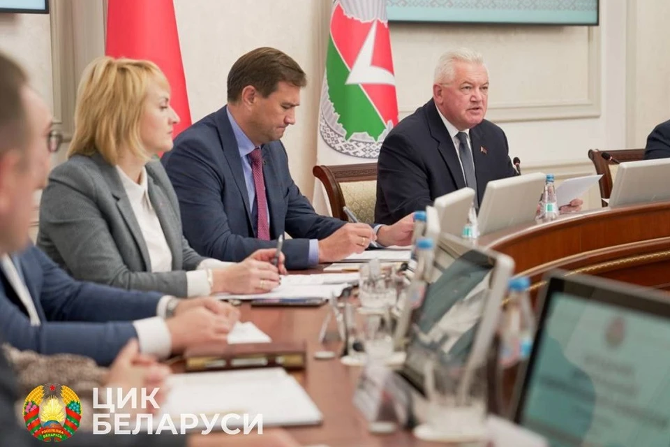 Карпенко сказал, почему белорусы не смогут 25 февраля в единый день голосования проголосовать за границей. Фото: ЦИК