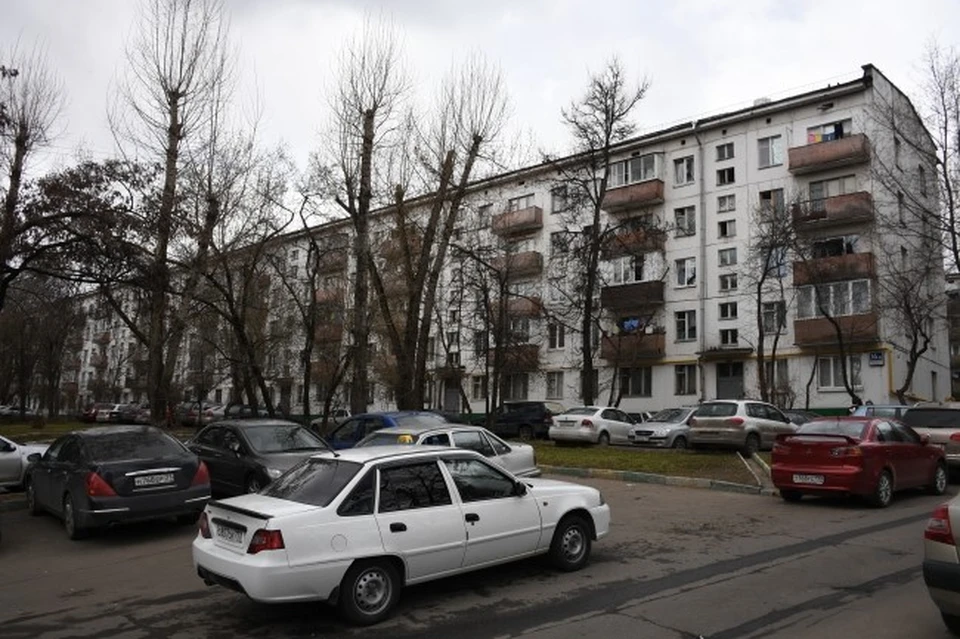 В Охе проверили уборку дворов и ремонт подъездов
