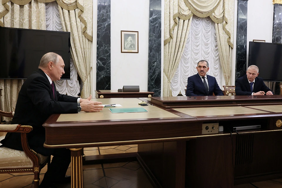 Владимир Путин встретился с Андреем Трошевым и Юнус-Беком Евкуровым