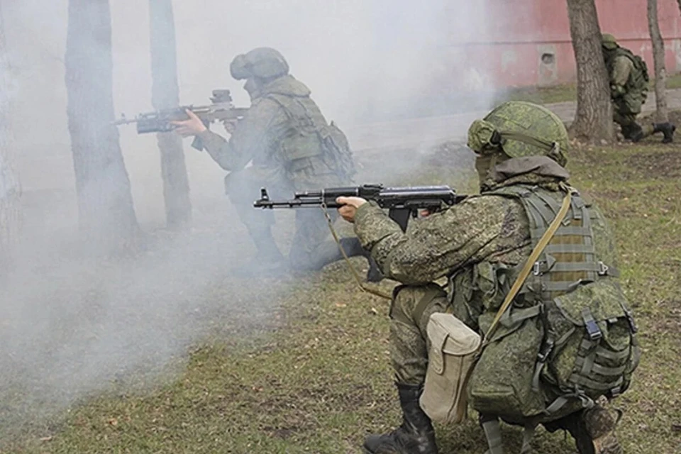 Под Волгоградом военные задержали условных боевиков. Фото: пресс-служба ЮВО