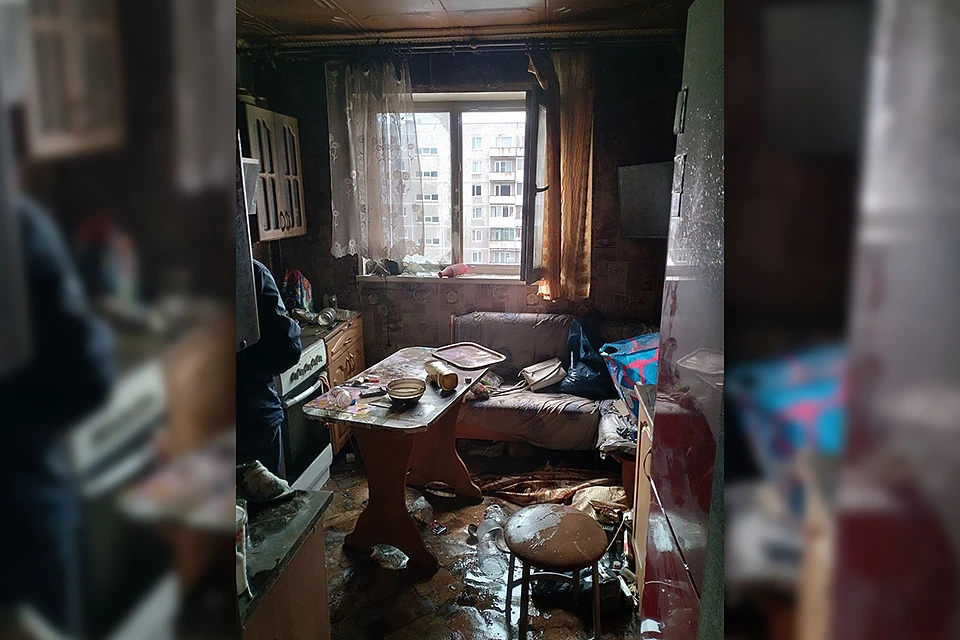 Утром 9 октября в девятиэтажном доме на улице Гальченко,10 в Молочном случился пожар. Фото: Управление по ГОЧС и ПБ Мурманской области / vk.com/murman01